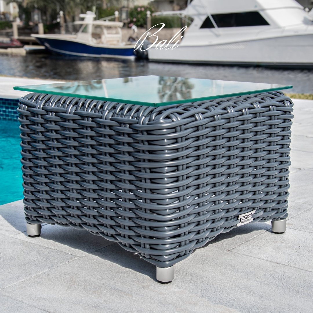 BALI Outdoor Coffee Table In Graphite Wicker