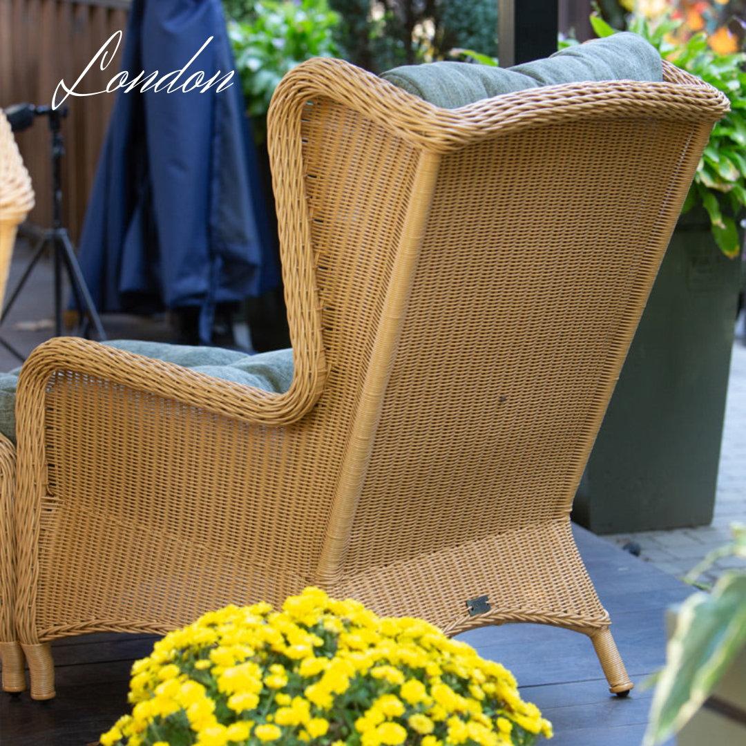 LONDON LOUNGE. 2 Person Outdoor Lounge Set In Dark Beige Wicker. Includes 2 armchairs, coffee table and poufs