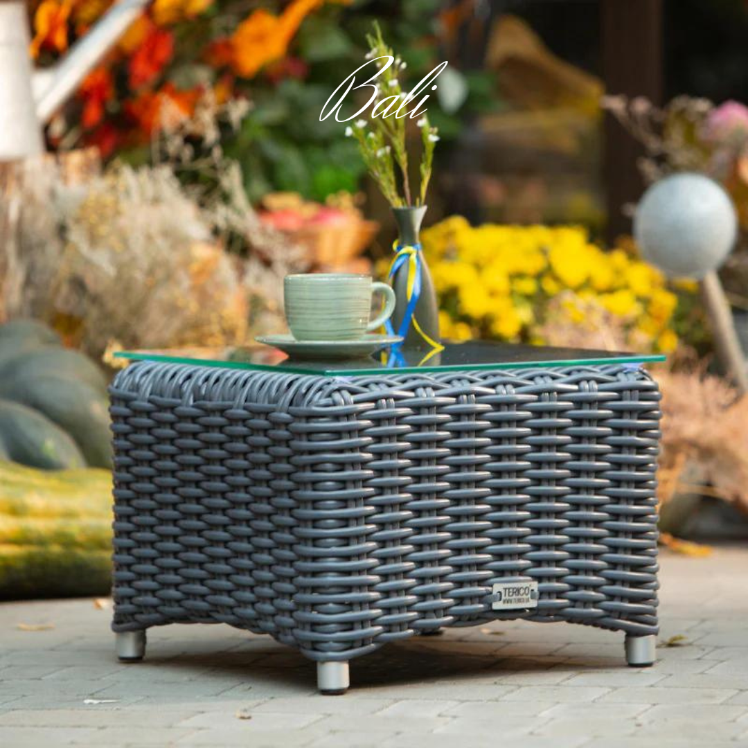 BALI Outdoor Coffee Table In Graphite Wicker