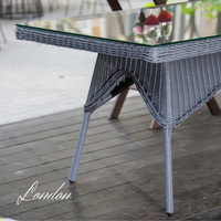 LONDON Outdoor Wicker Table