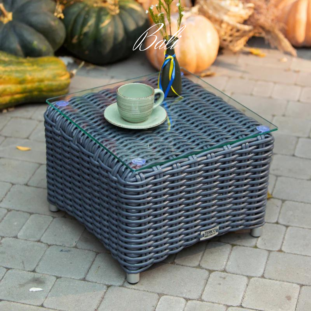 BALI Outdoor Coffee Table In Graphite Wicker