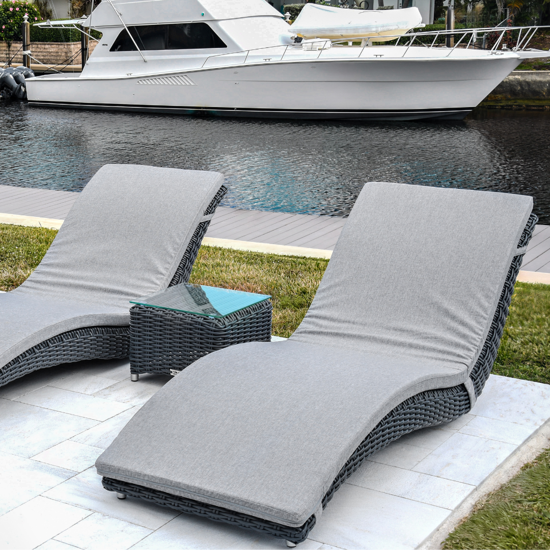 Premium Wicker Chaise Lounge